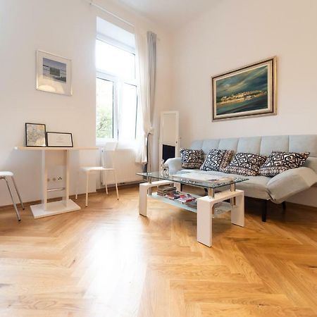 Prater Studio Next Fair, Un, Wu And City Center Apartment Viena Exterior foto