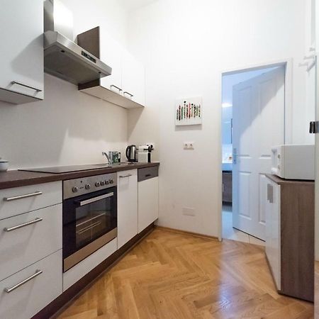 Prater Studio Next Fair, Un, Wu And City Center Apartment Viena Exterior foto