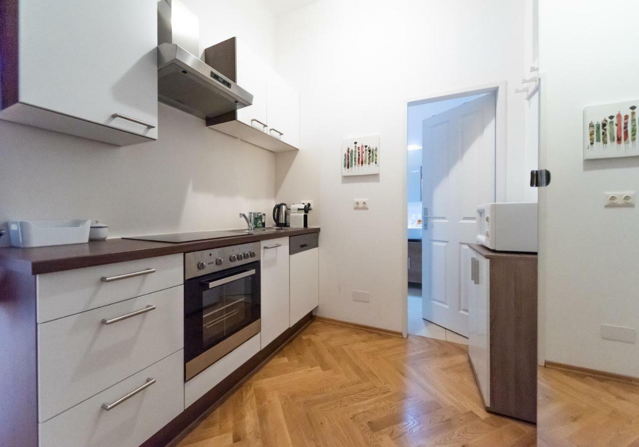 Prater Studio Next Fair, Un, Wu And City Center Apartment Viena Exterior foto